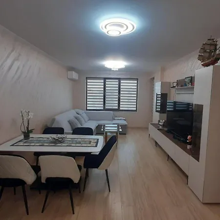 Apartment Tuthon