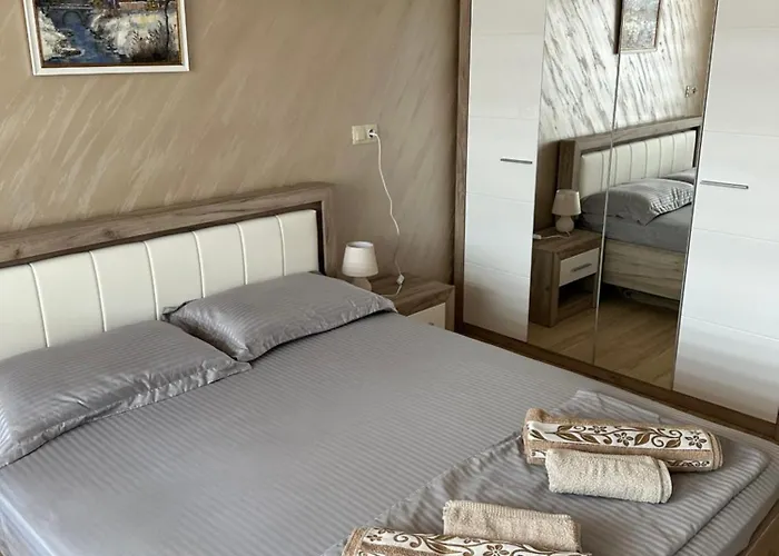 Tuthon Lejlighed Pomorie